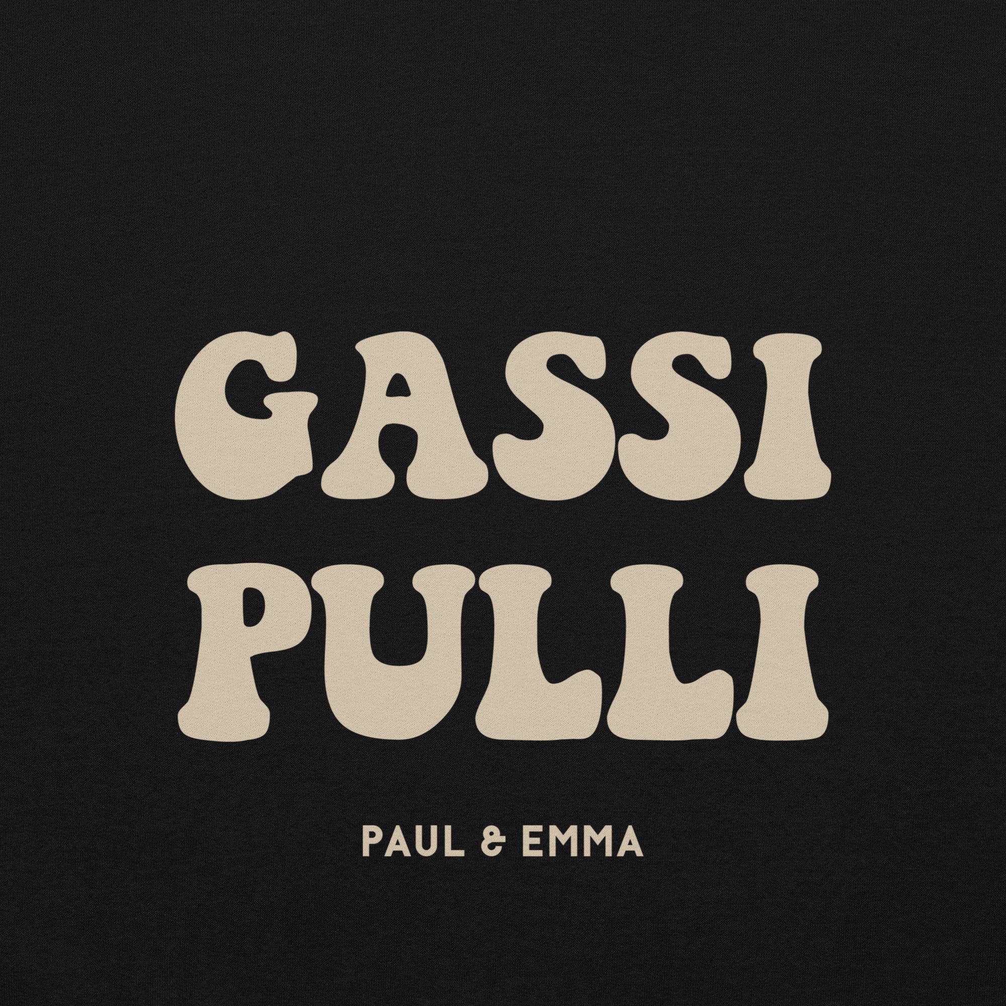  Sweatshirt mit GASSI PULLI Statement Back-Print in Beige - Paul & Emma